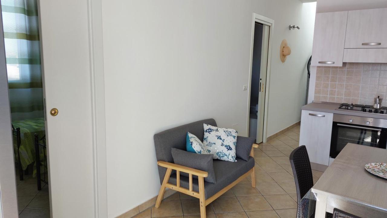 Lovely House Risveglio Fronte Mare マリーナ・ディ・ペスコルーゼ エクステリア 写真