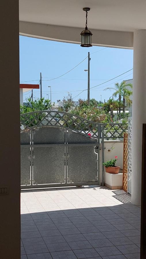 Lovely House Risveglio Fronte Mare マリーナ・ディ・ペスコルーゼ エクステリア 写真